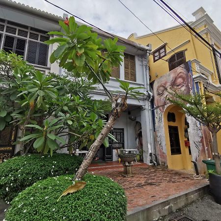 Ryokan Muntri Boutique Hostel Джорджтаун Экстерьер фото
