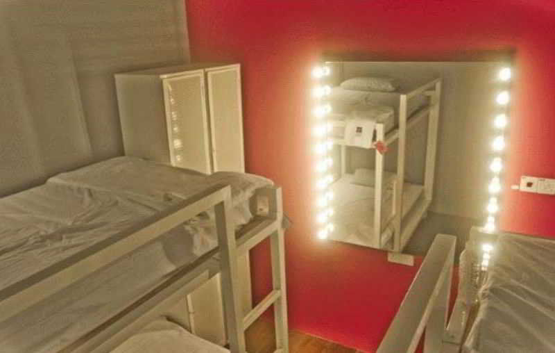 Ryokan Muntri Boutique Hostel Джорджтаун Экстерьер фото