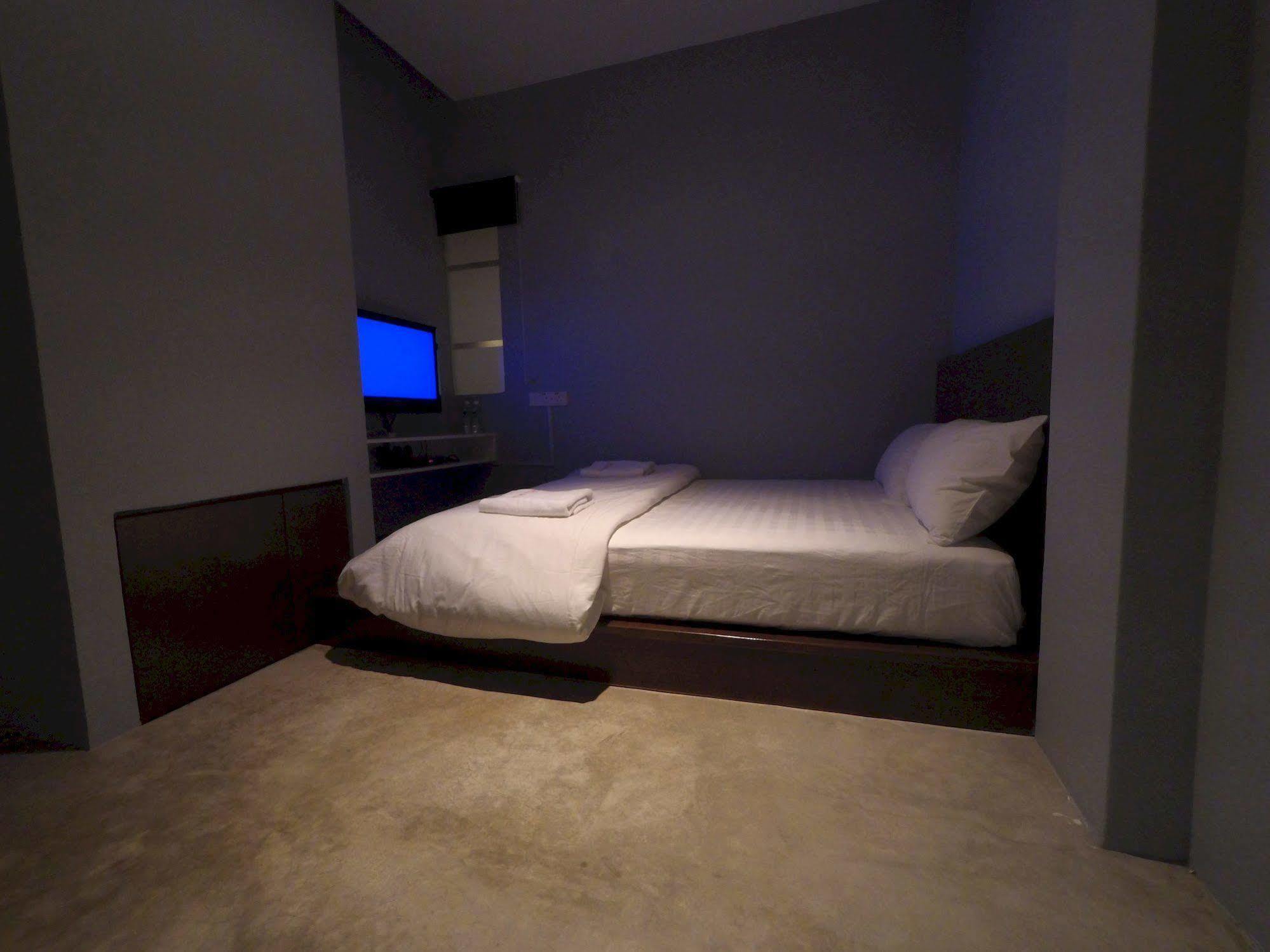 Ryokan Muntri Boutique Hostel Джорджтаун Экстерьер фото