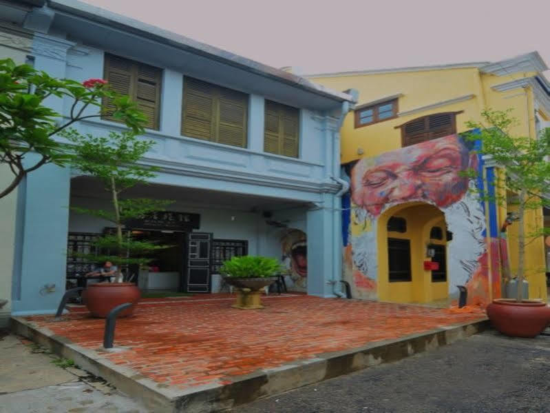 Ryokan Muntri Boutique Hostel Джорджтаун Экстерьер фото